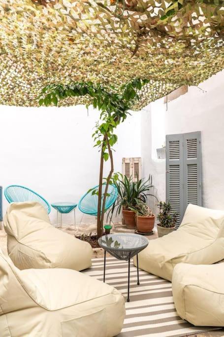 Boutique 52sq Plaka Athens