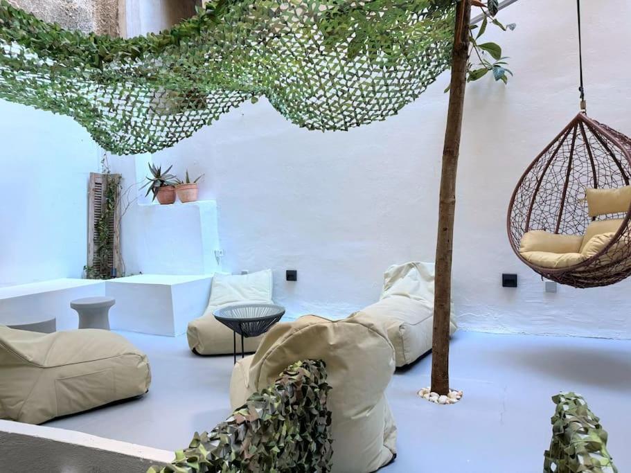 Boutique 52sq Plaka